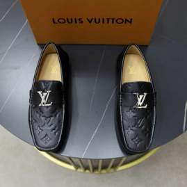 Picture of Louis Vuitton Shoes _SKULVsz38-45hnh082911774